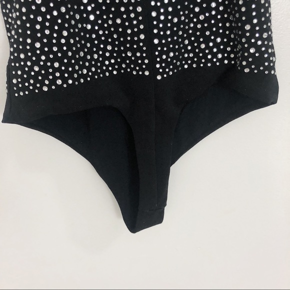 SOLD NWT Alice + Olivia Phoebe Crystal Bodysuit - Picture 7 of 11